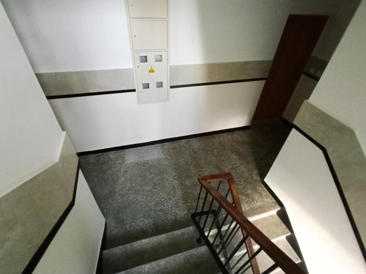 Apartament Dzielna ワルシャワ エクステリア 写真